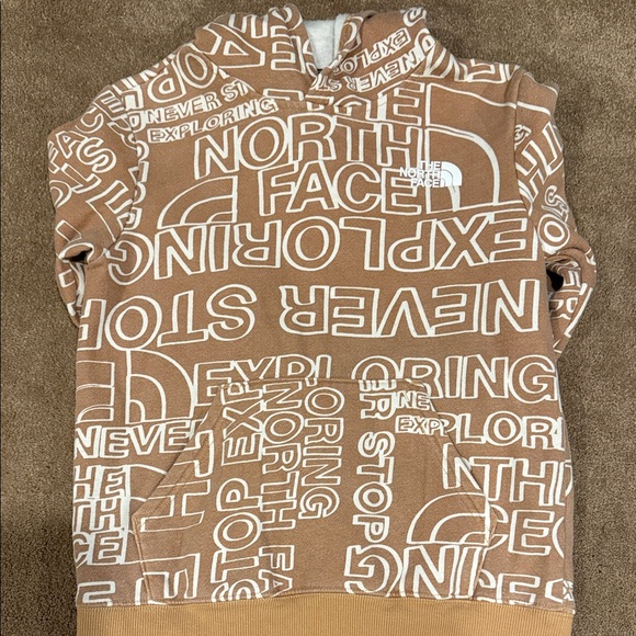 The North Face Kids Set in Tan with White Lettering - Picture 3 of 9